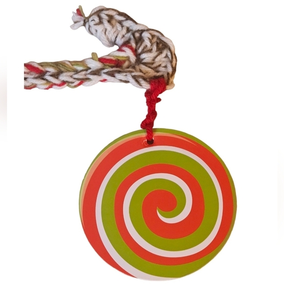 Hand Crafted Holiday Garlan Crochet Red White Green Candy Theme Upcycled Paper - Picture 4 of 17